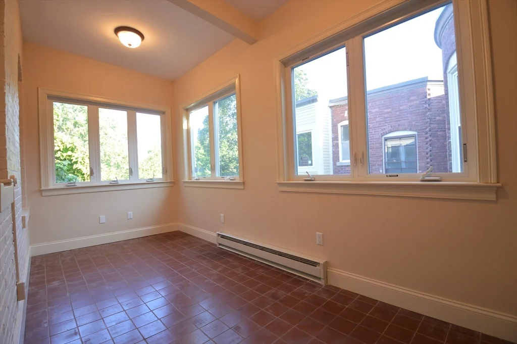 35 Saint Paul St, Coolidge Corner