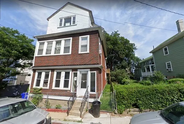4 Boylston Pl, Jamaica Plain