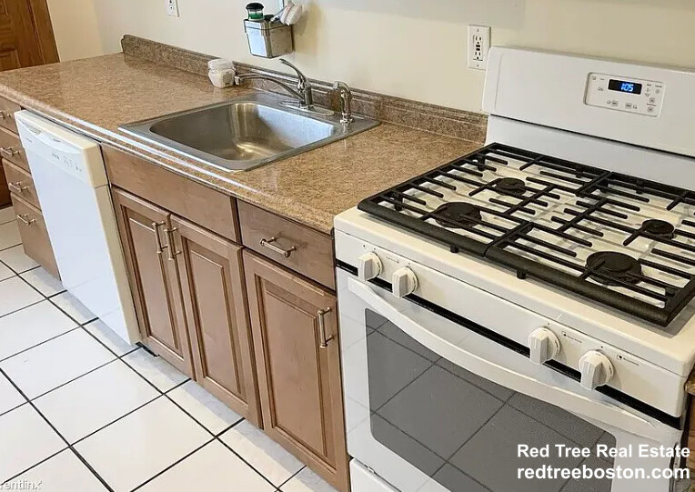 27 South Crescent Circuit, Oak Square