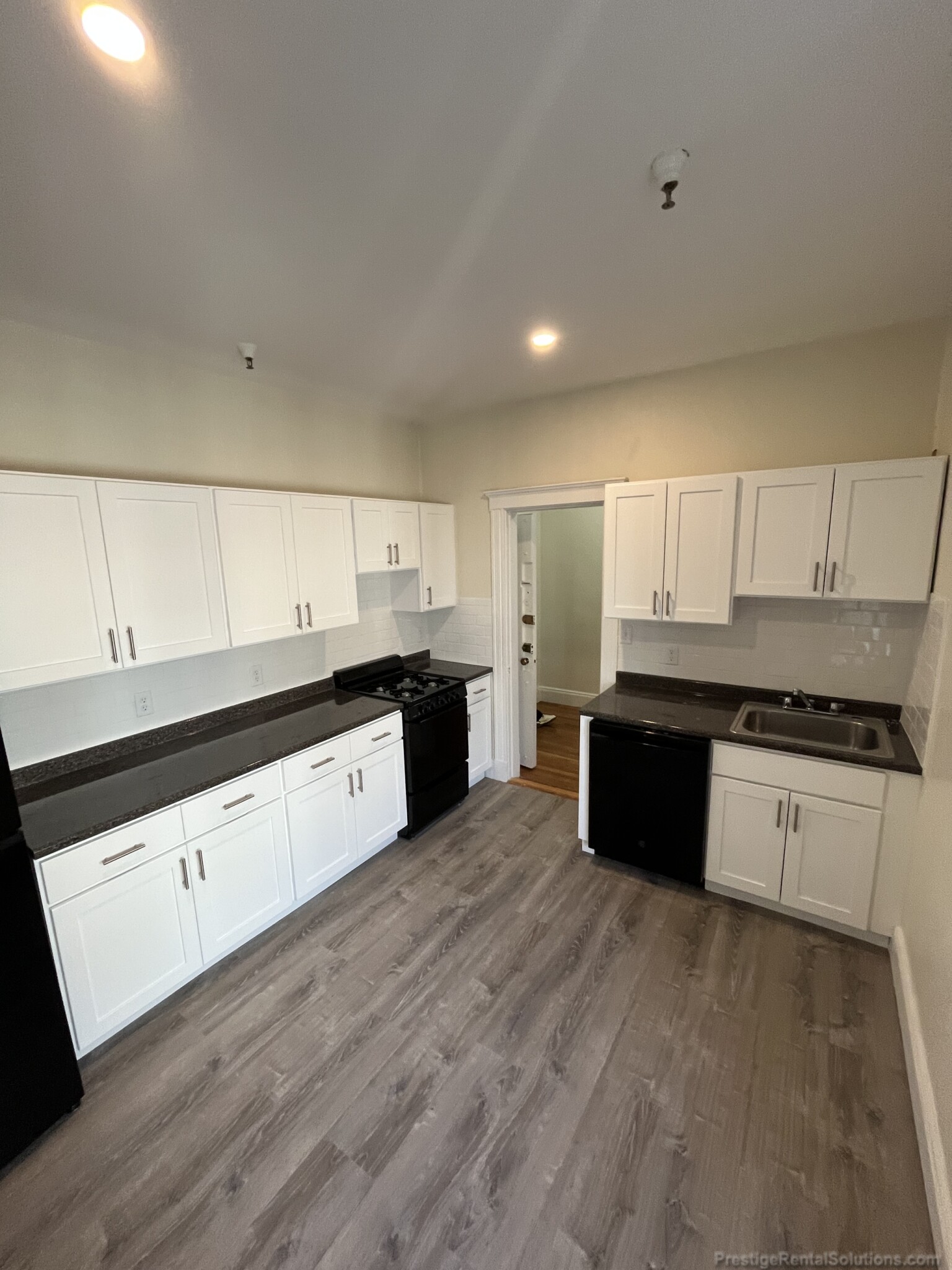 1820 Commonwealth Ave, Brighton