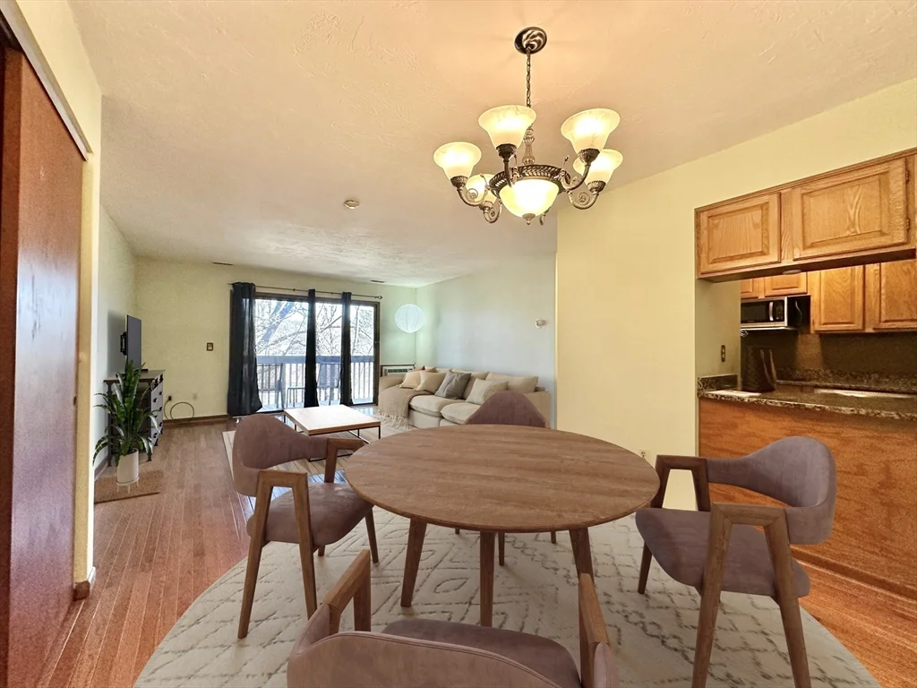 340 Sunderland Rd, Worcester