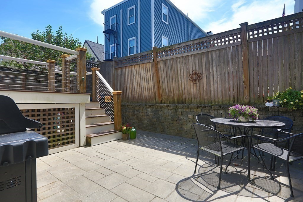 10 Noble Ct, East Boston