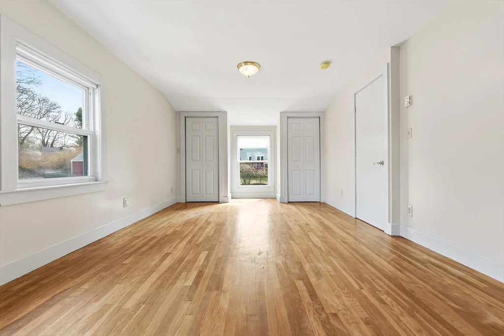 324 Lowel St, Peabody