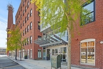 21 Wormwood St, South Boston