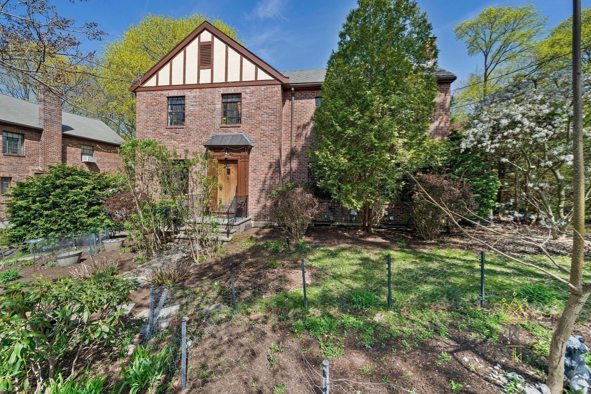 56 West Boulevard Rd, Newton Centre