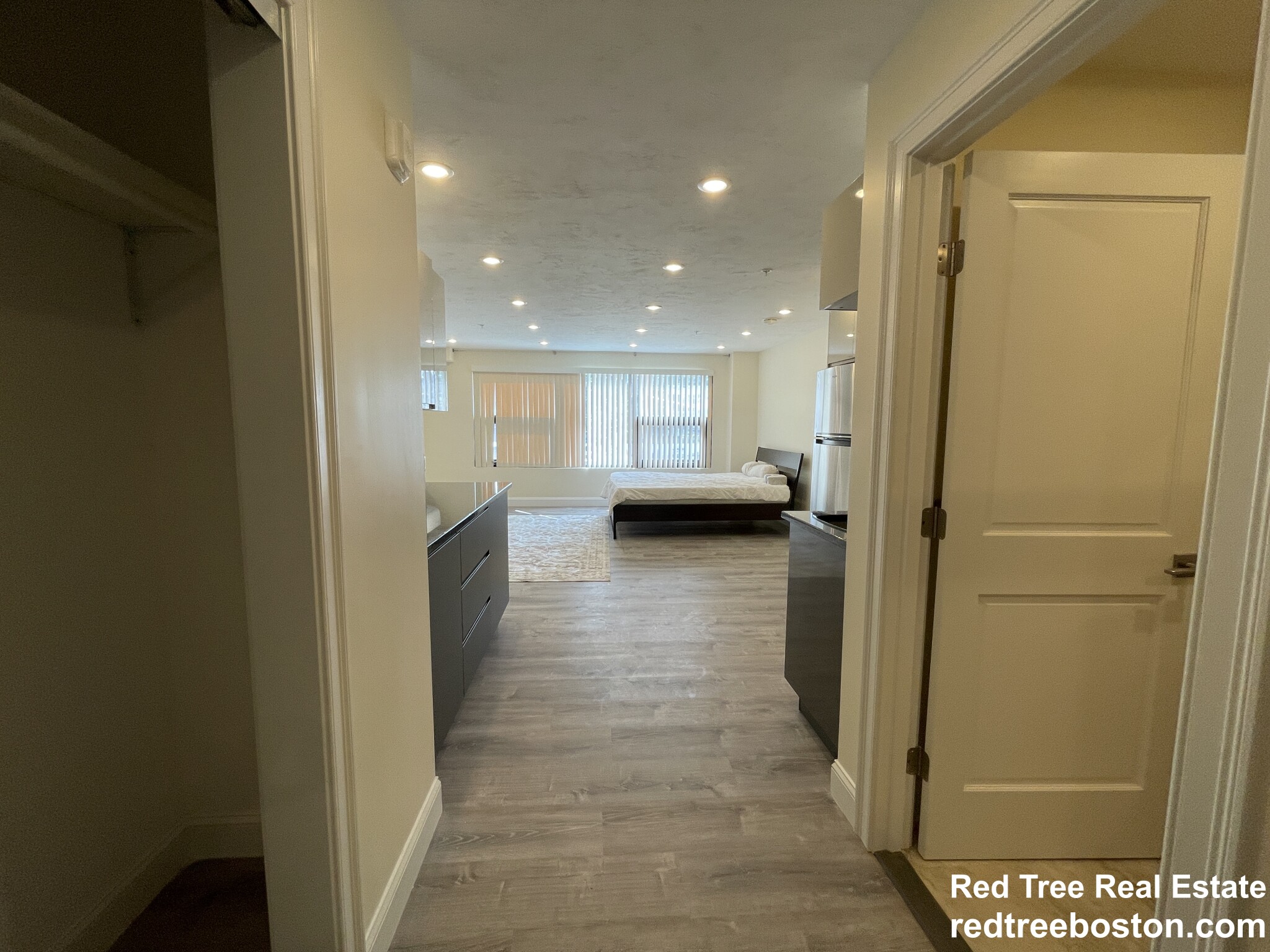 1028 Commonwealth Ave, Boston