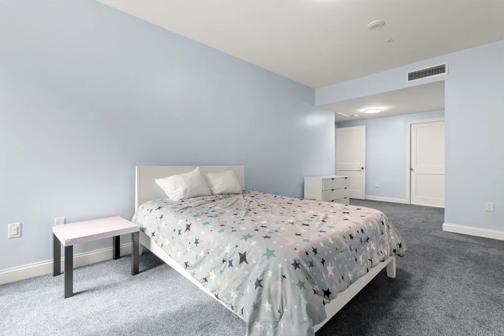 771 Harrison Ave, South End