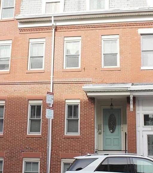 764 East 6th St, South Boston