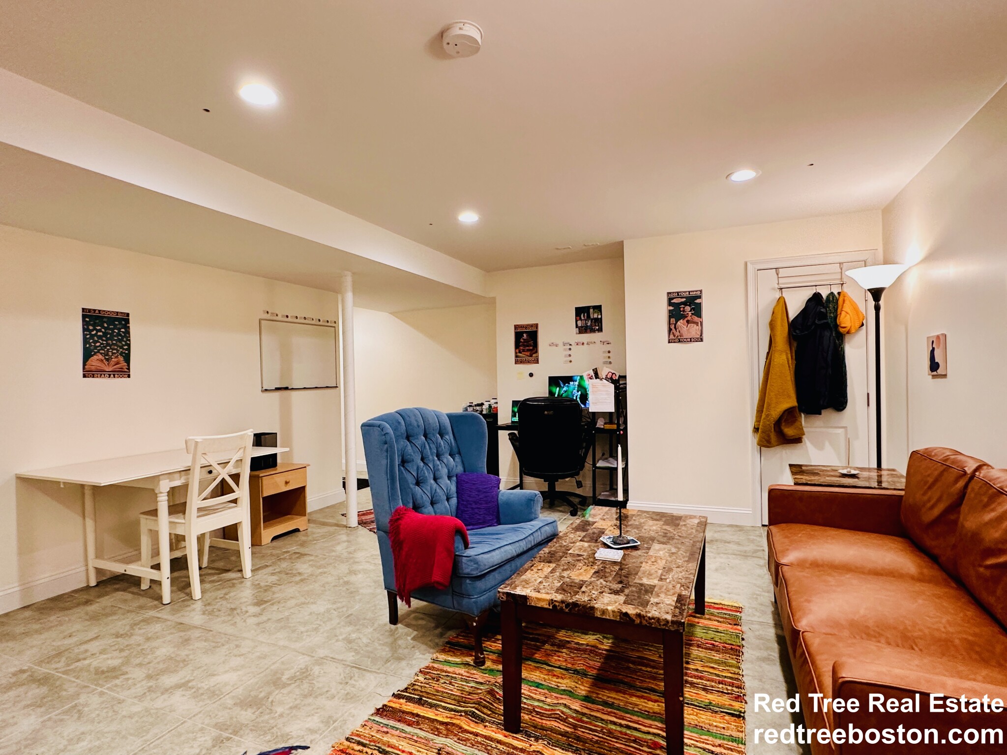 18 Senator Bolling Cir, Dorchester