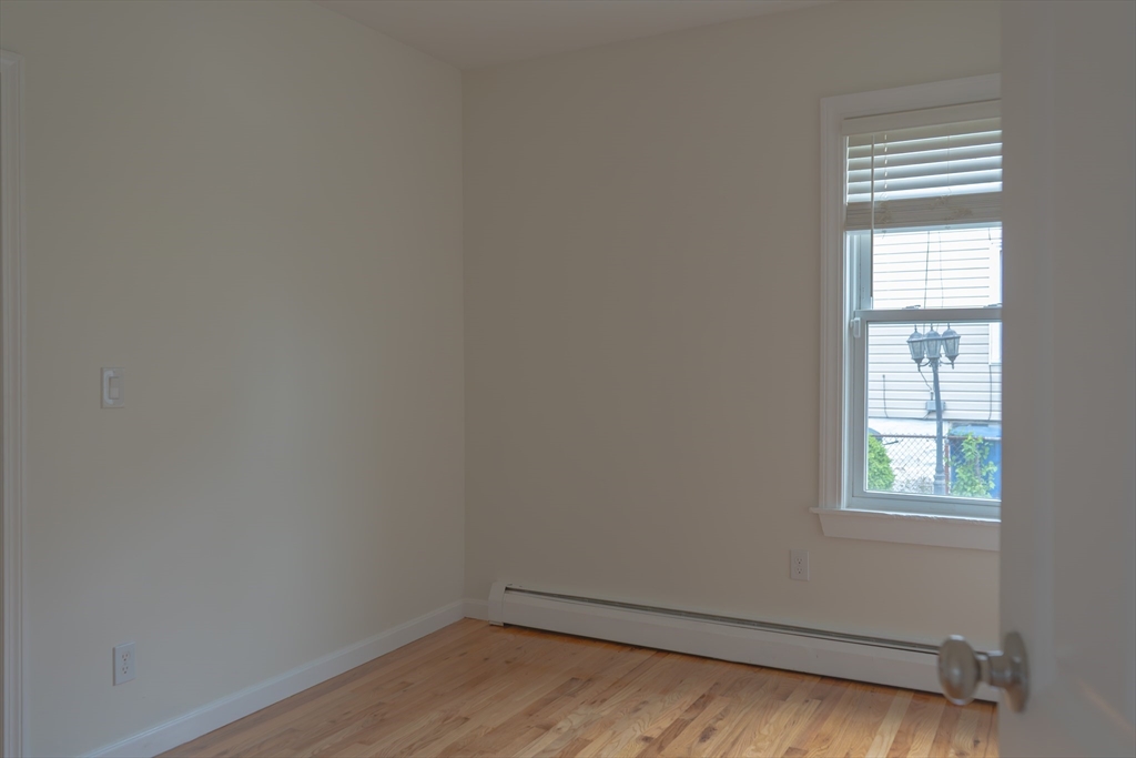 15 Washburn St, New Bedford