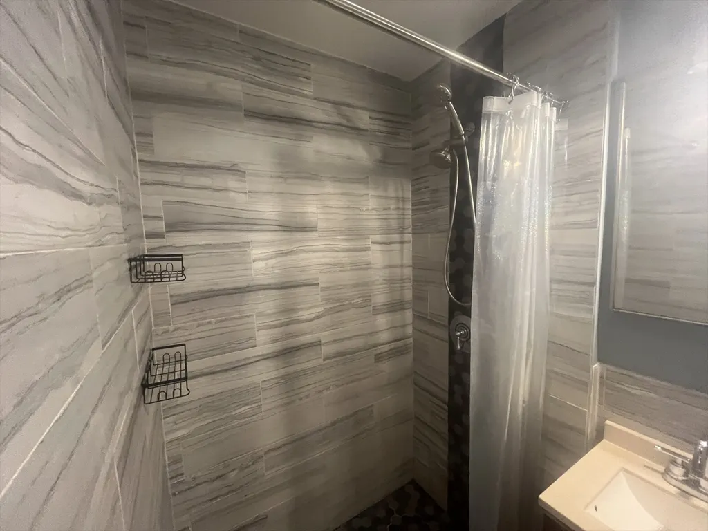 841 Dorchester Ave, Dorchester