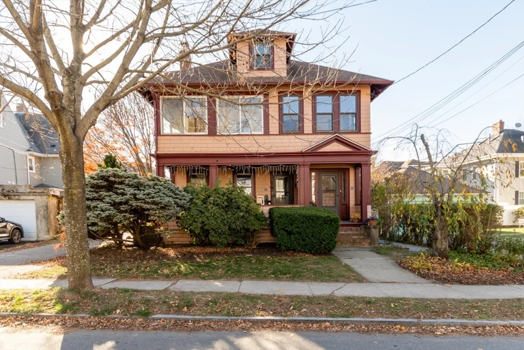 81 Cushing Ave, Belmont
