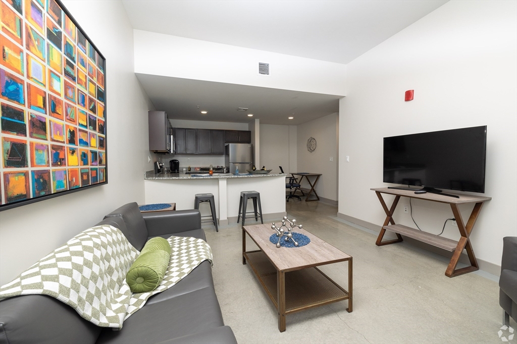 1 Merrimack Plaza, Lowell