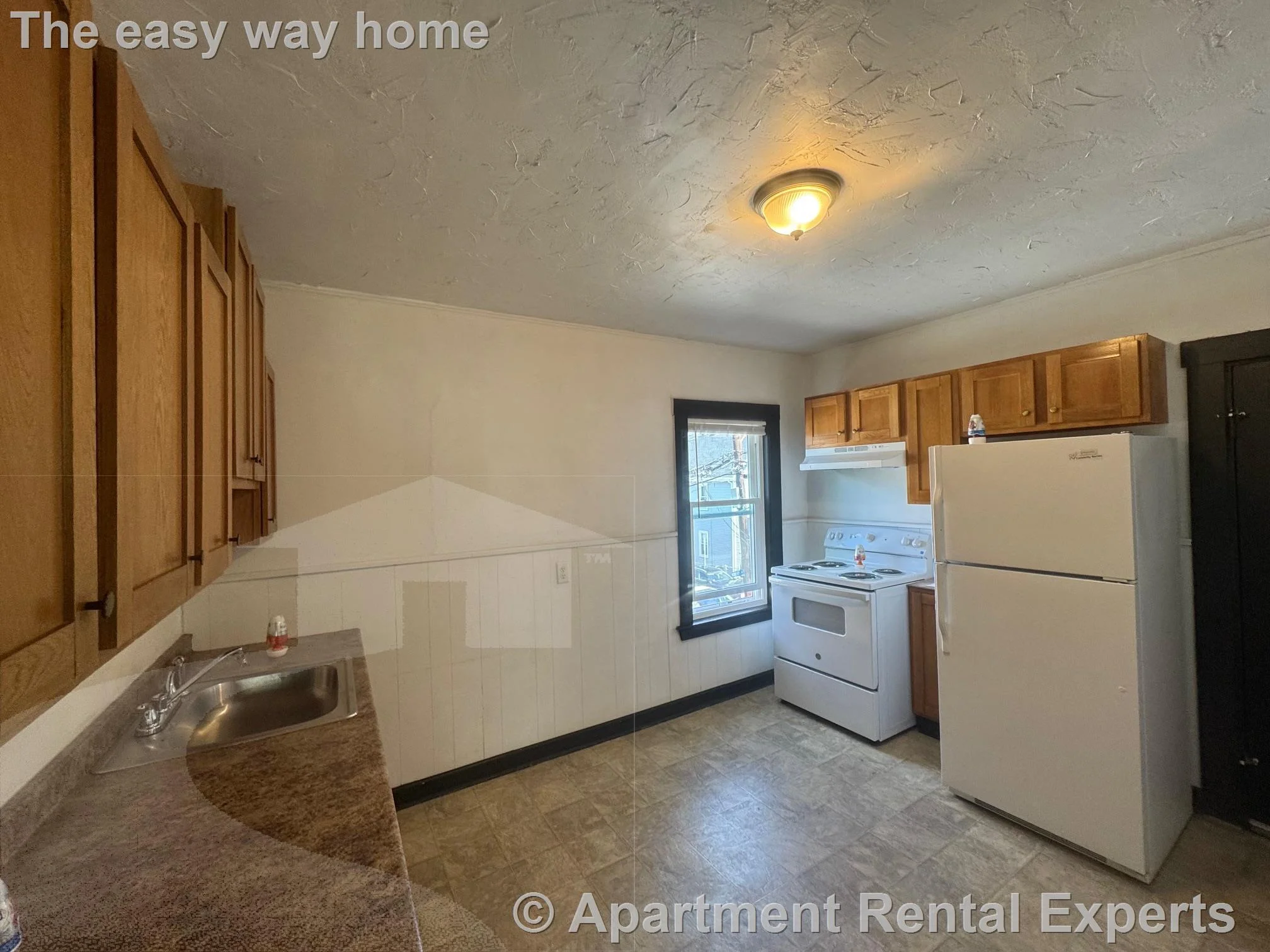 53 Hinckley St, Magoun Square