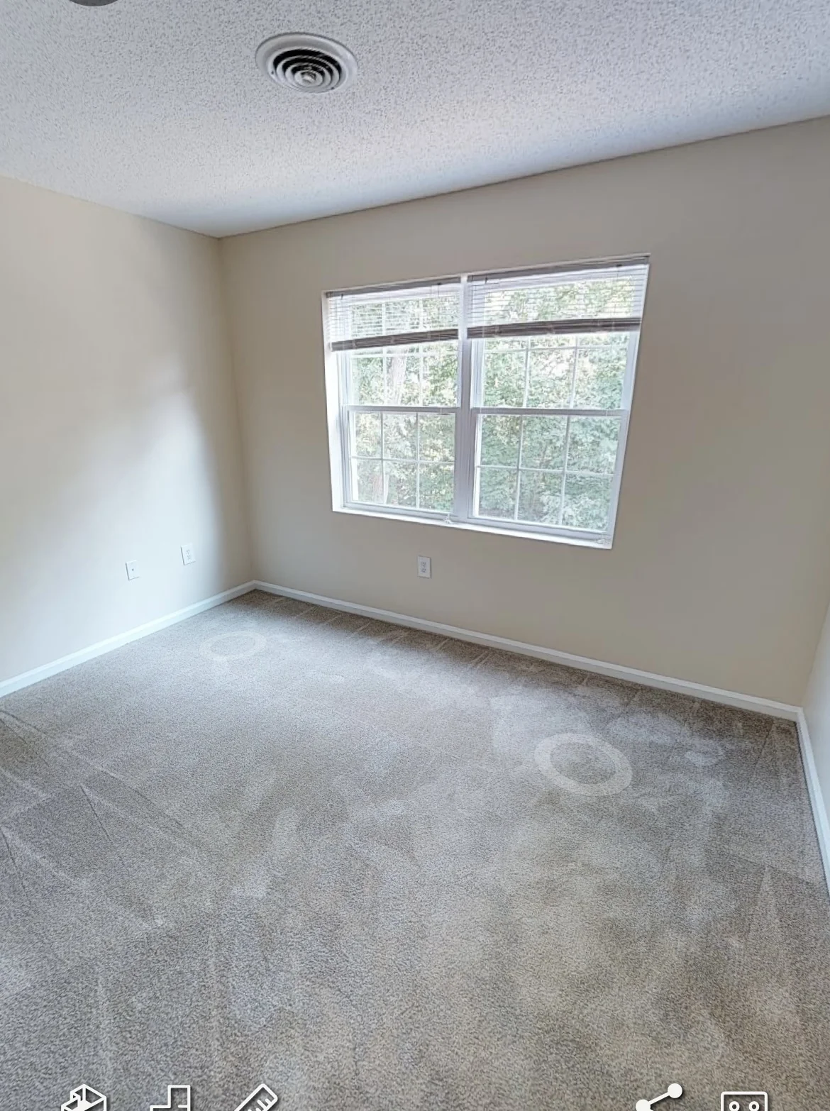 1 Arboretum Way, Burlington