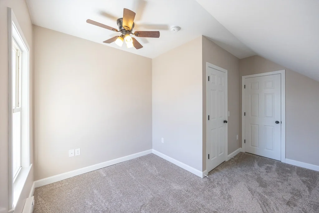 584 Mount Hope St, North Attleboro