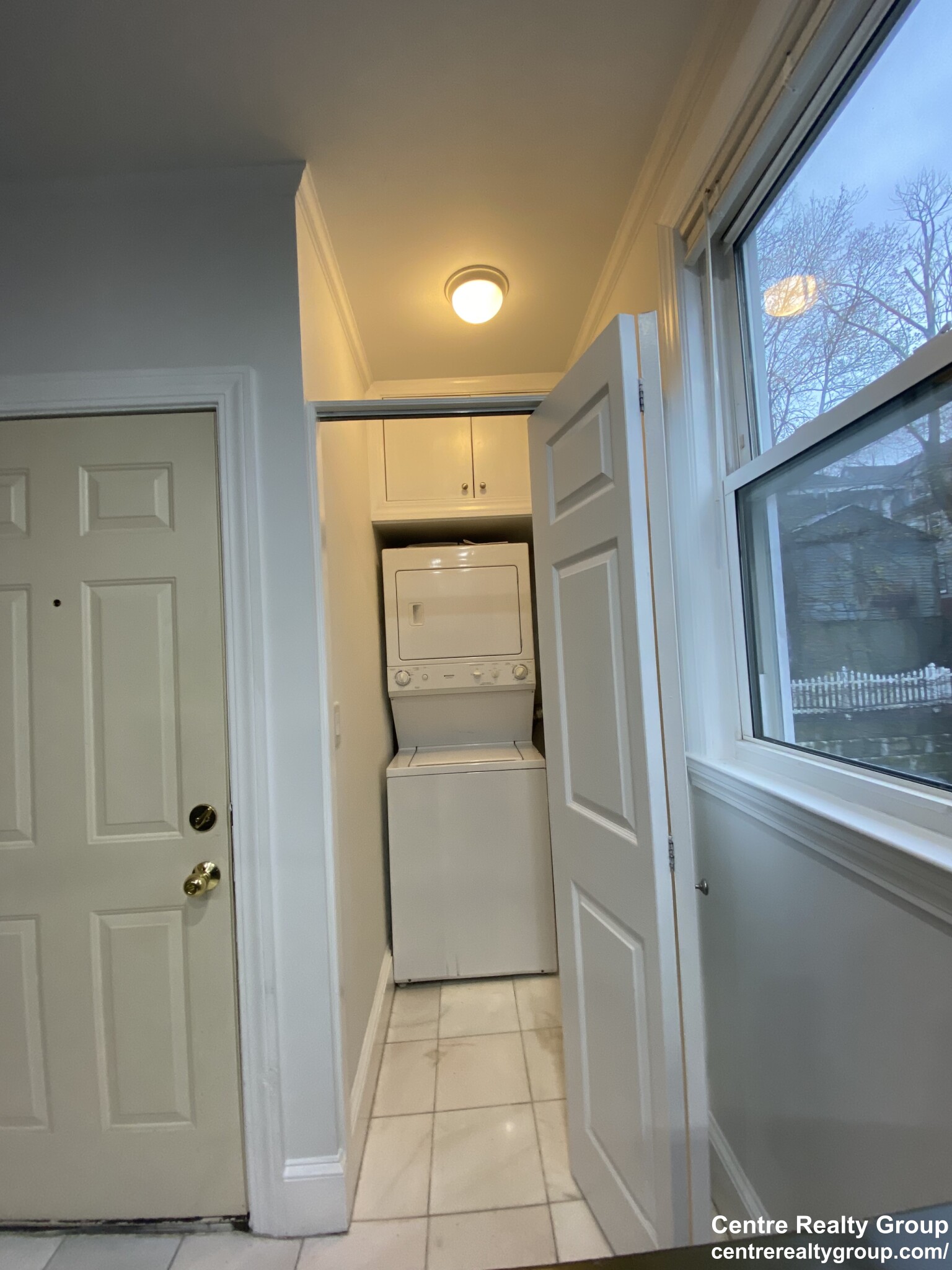 200 Hyde Park Ave, Jamaica Plain