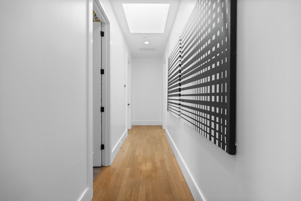 706 Saw Mill Brook Pkwy, Newton Center