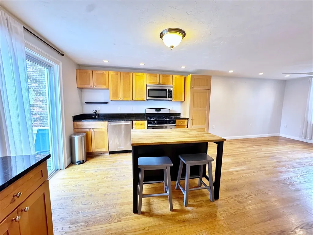 364 Sumner St, East Boston