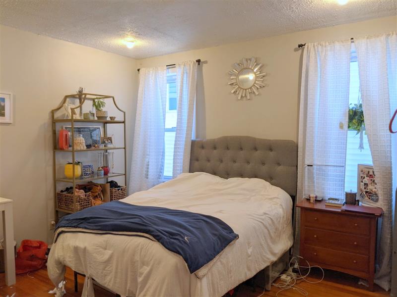 41 Belknap St, West Somerville