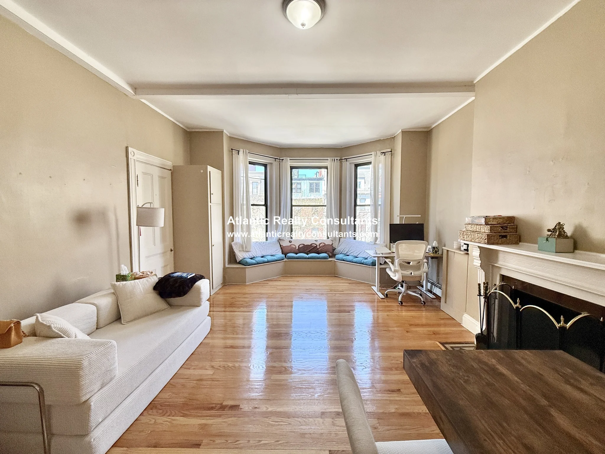 337 Beacon St, Back Bay