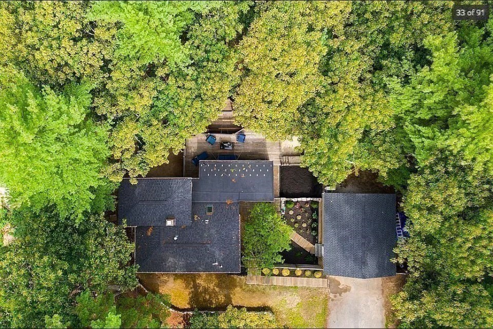 52 Lake Shore Dr S, Westford