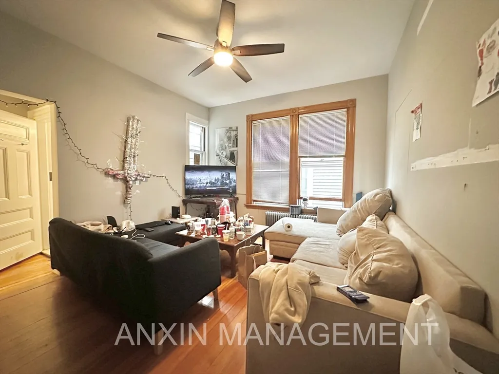 71 Gardner St, Allston