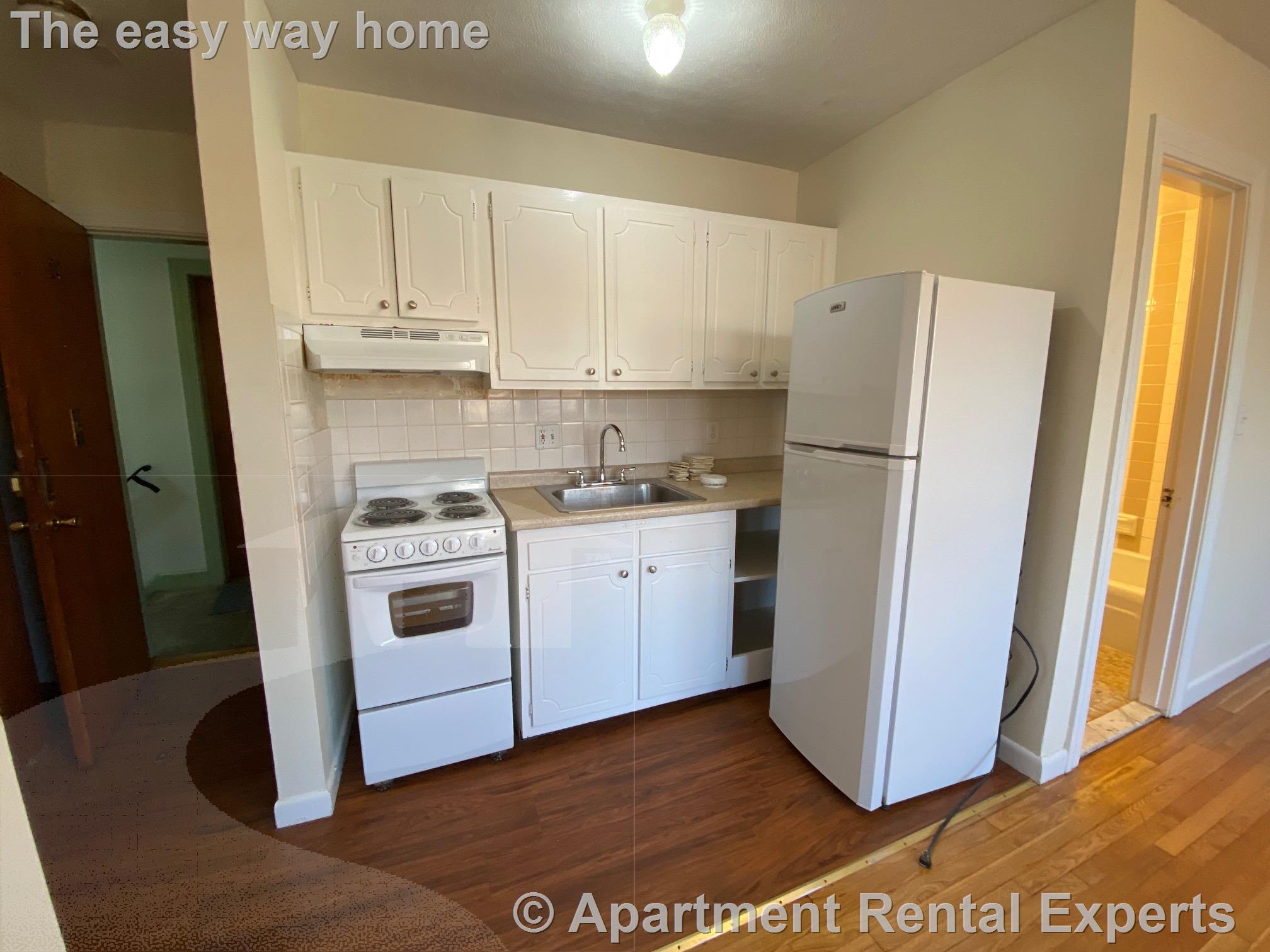 172 N Beacon St, Brighton