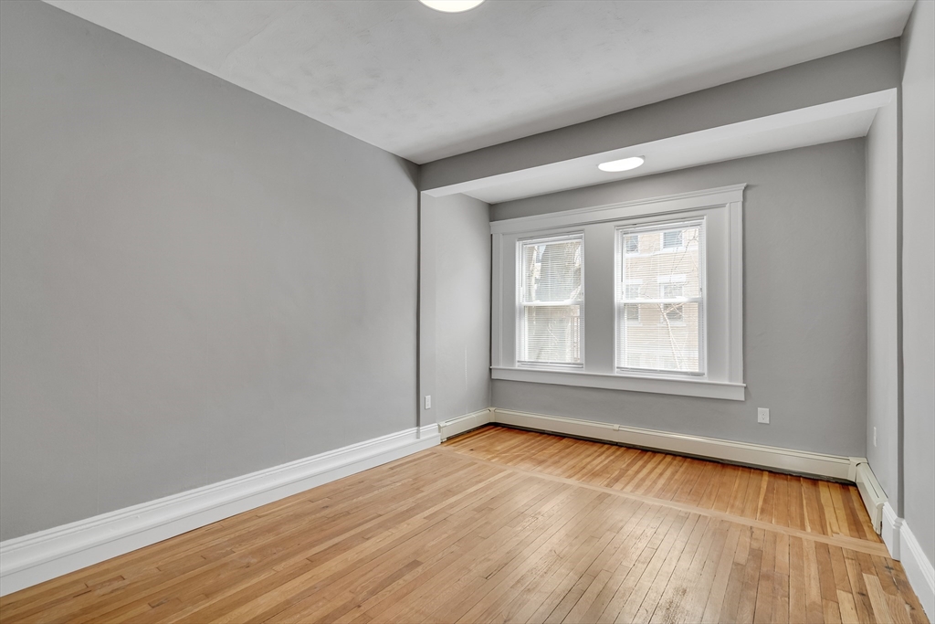 142 Sutherland Rd, Brighton