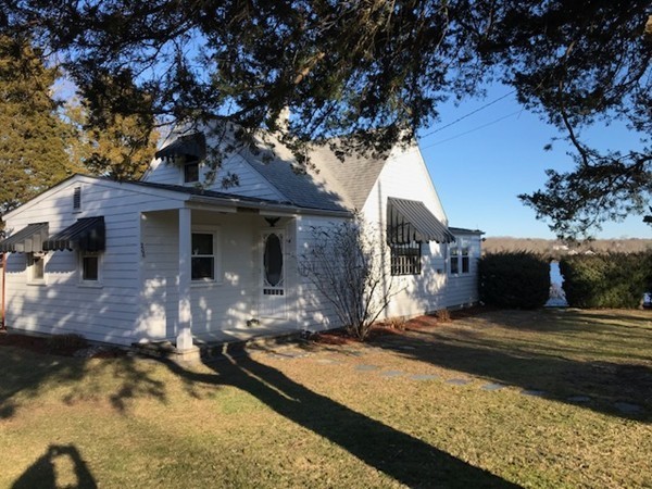 206 Cadmans Neck Rd, South Westport