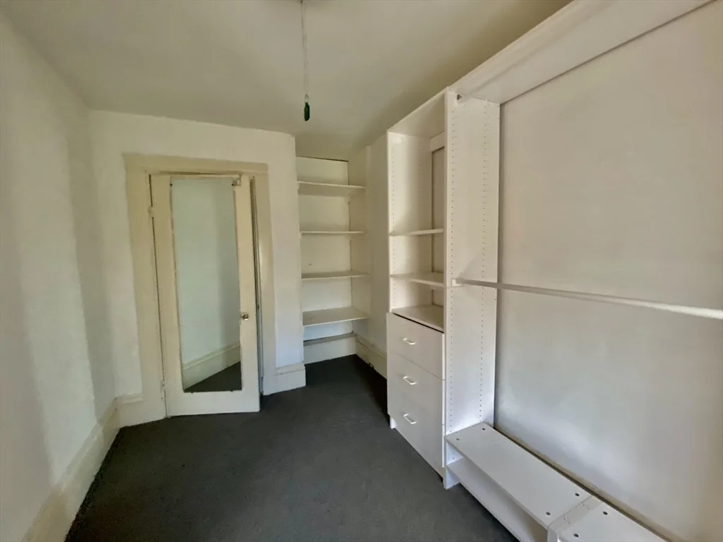 20 Webster Ave, East Somerville