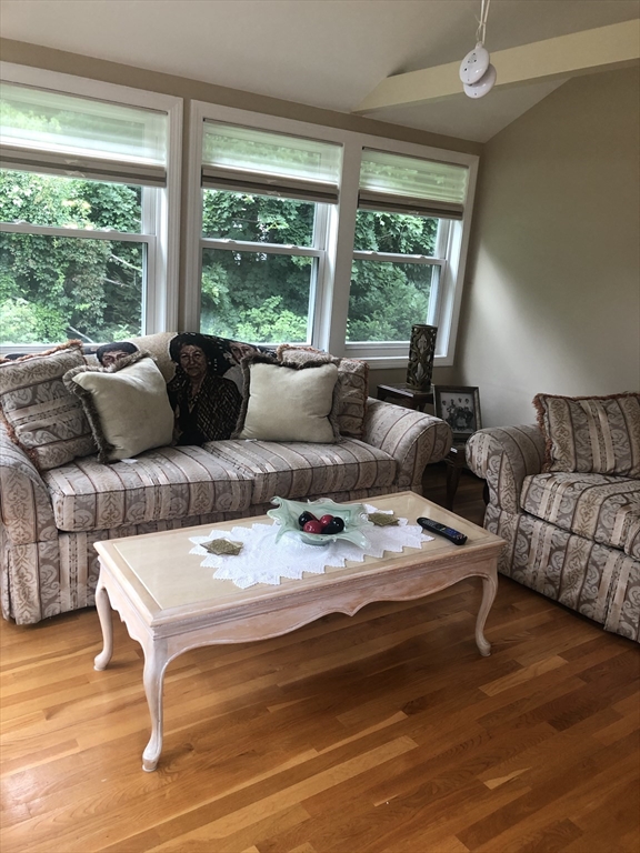 103 Sherburn Cirle, Weston