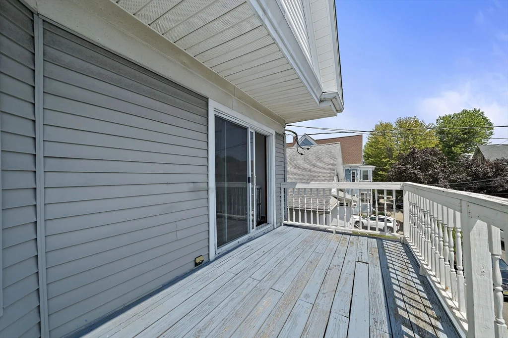 14 Stuart St, Everett