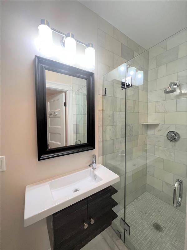 22 Kidder Ave, Powder House Square