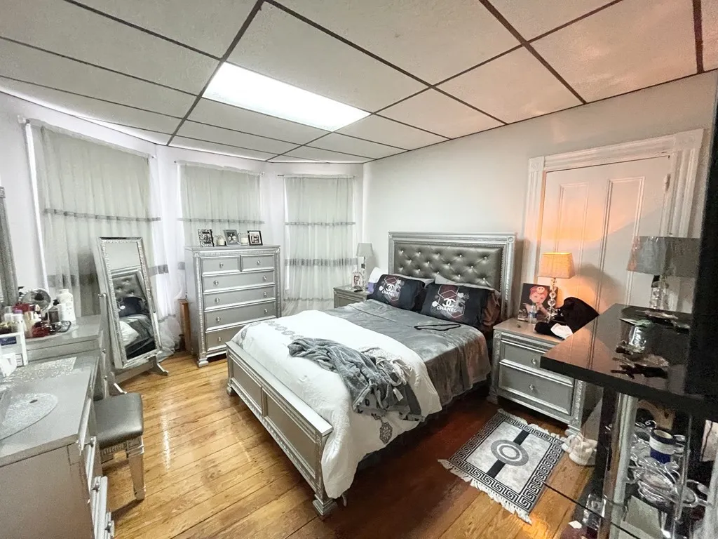 26-28 Harbor View, Dorchester