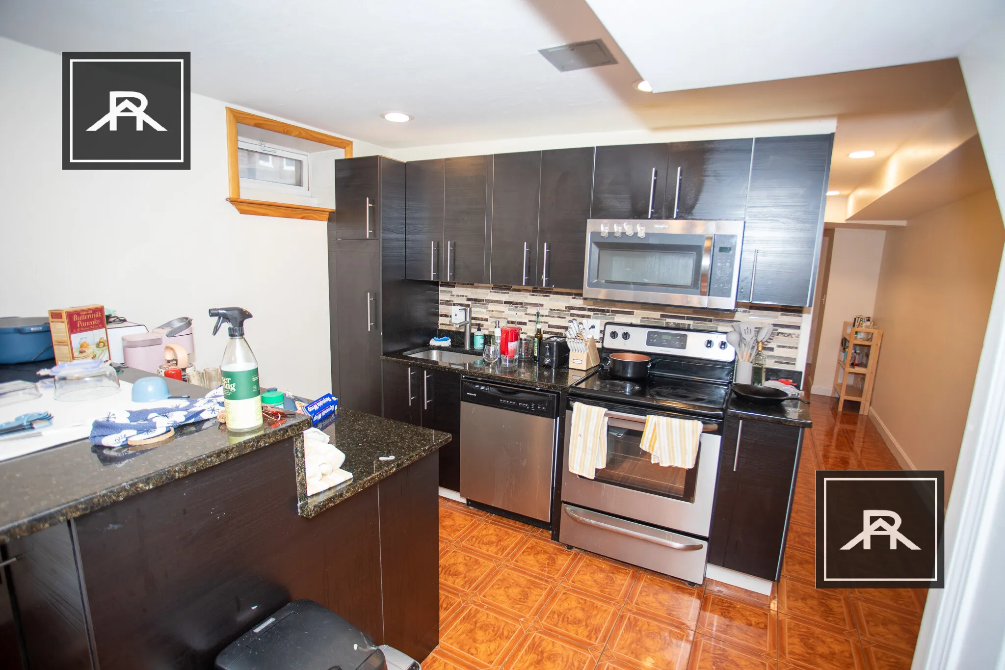 73 Thatcher St, North Brookline