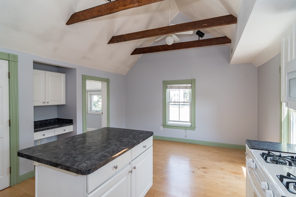 41 W Central, Natick