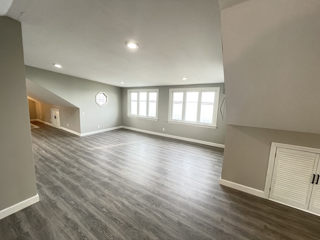 85 Regatta Rd, North Weymouth