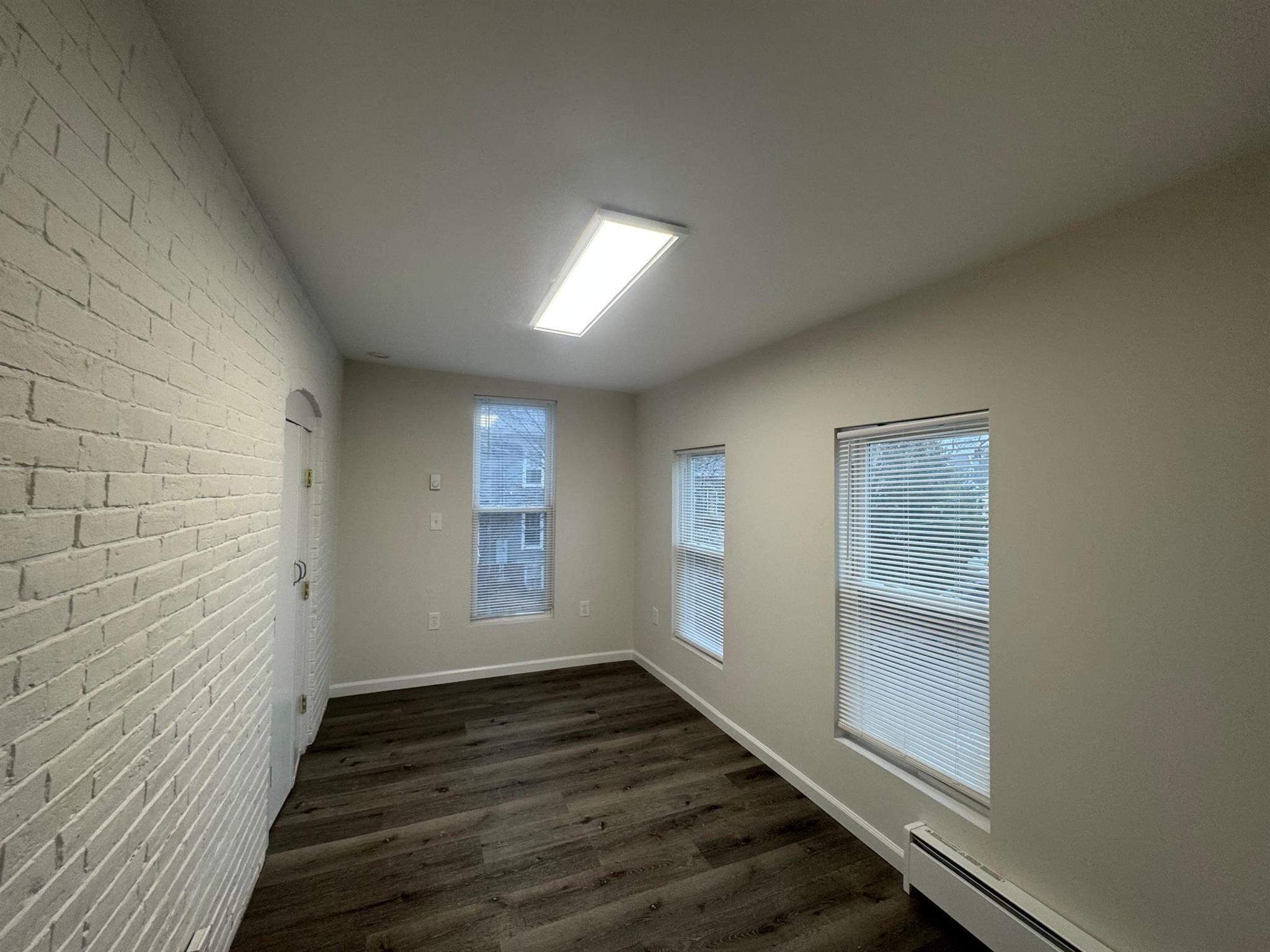 41 Laurel St, Ward Two