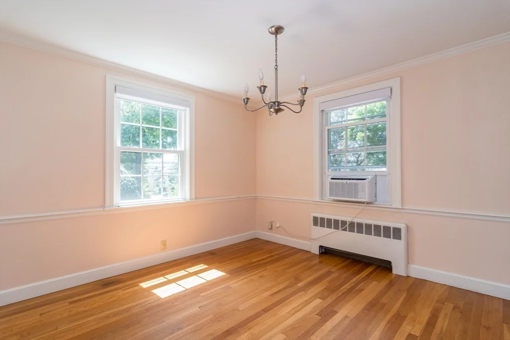 15 Charles St, Natick