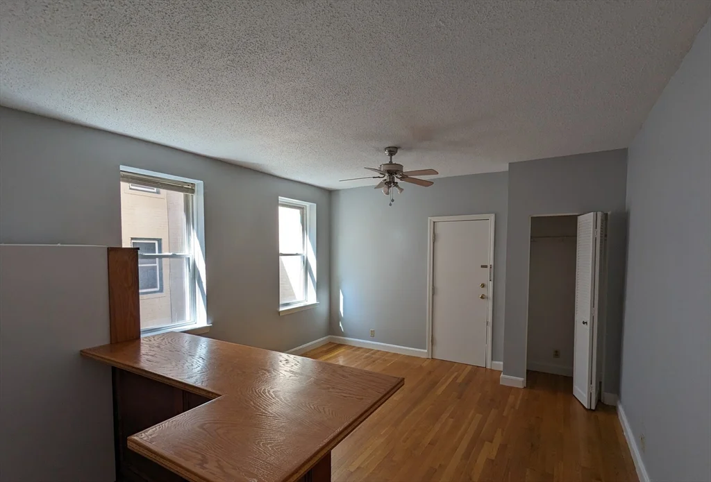 1415 Commonwealth Ave, Allston