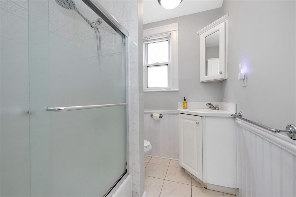 6 Bellflower St, Dorchester