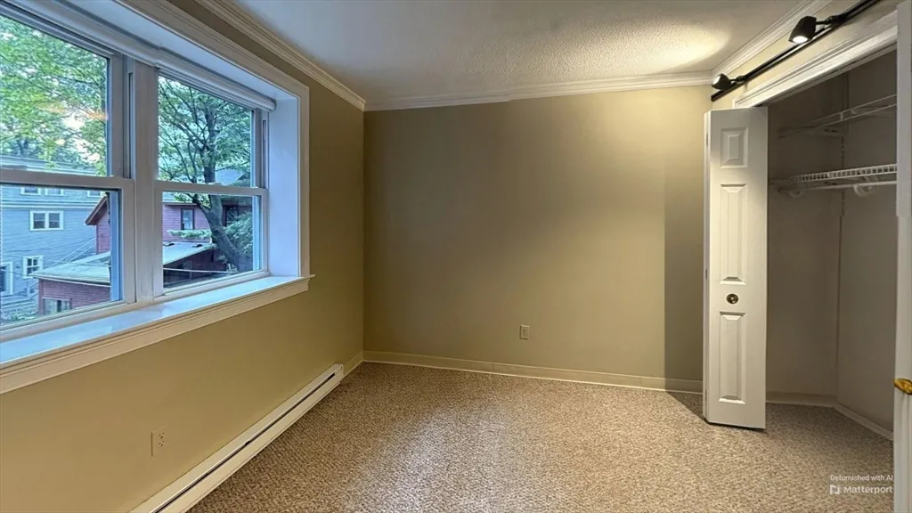 1691 Cambridge St, Mid-Cambridge