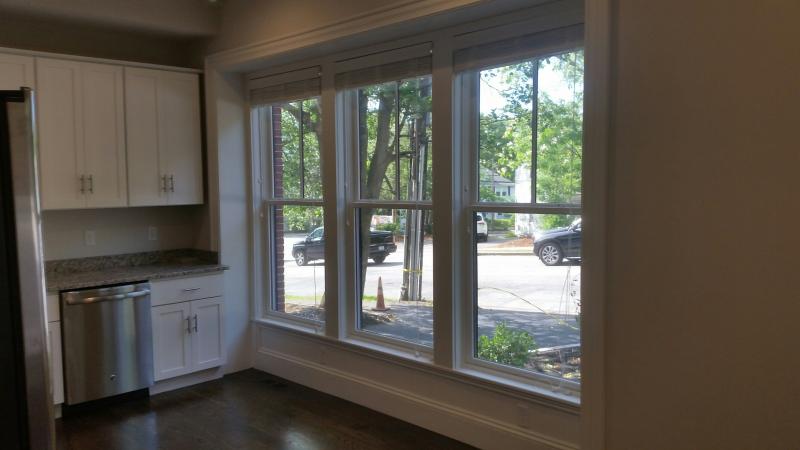 2044 Beacon St, Waban