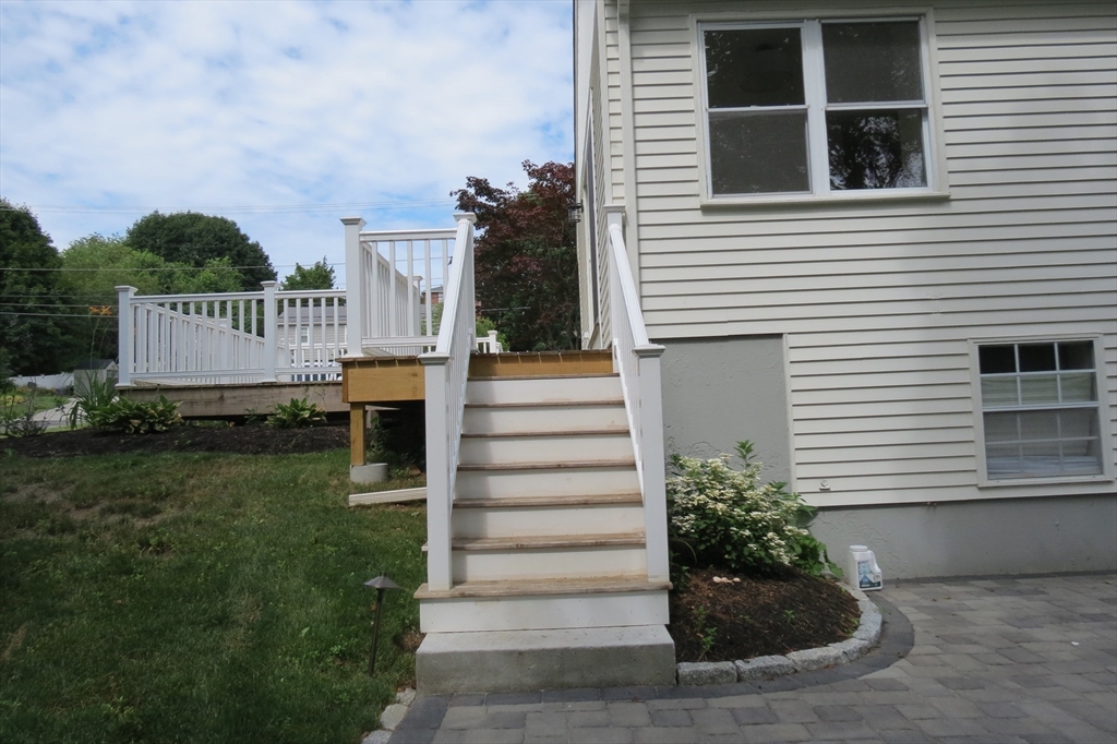 123 Low St, Newburyport