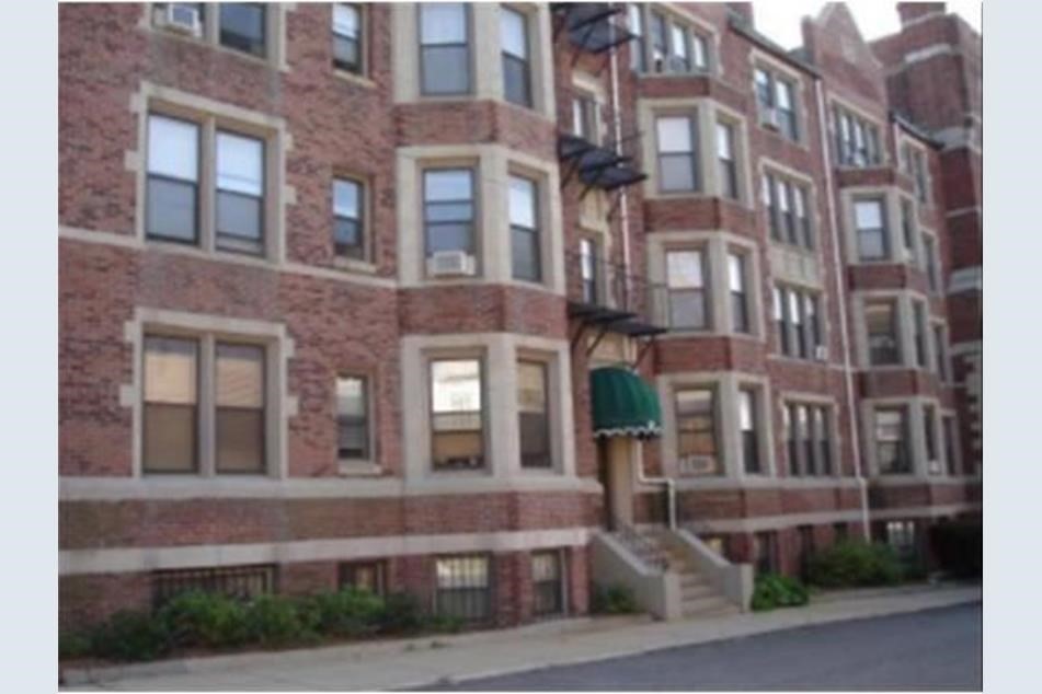 26 Commonwealth Ter, Brighton