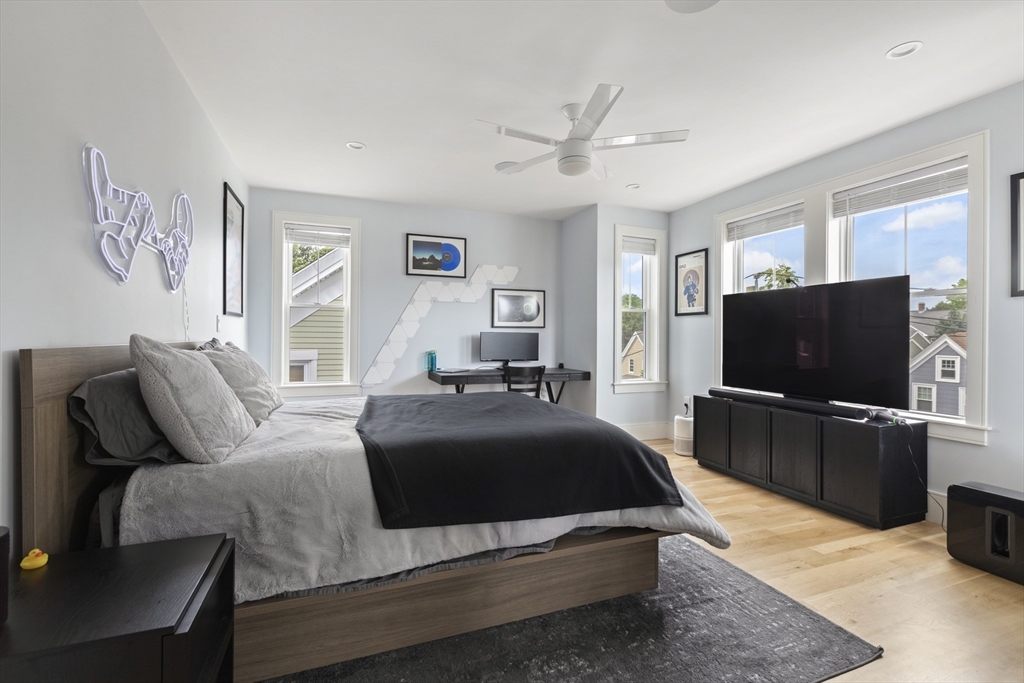 10 Hallet, Dorchester