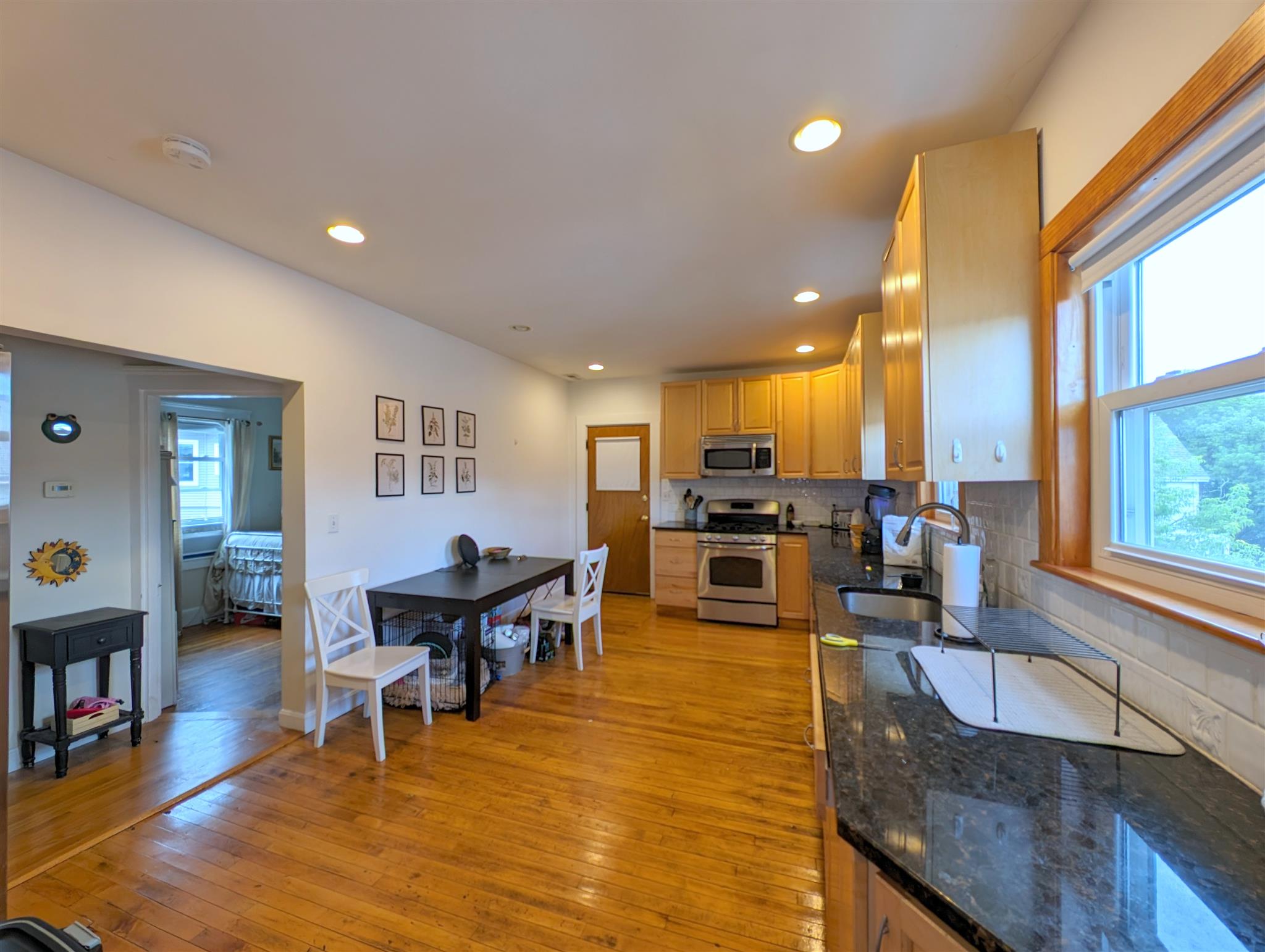 65 Medford St, South Medford