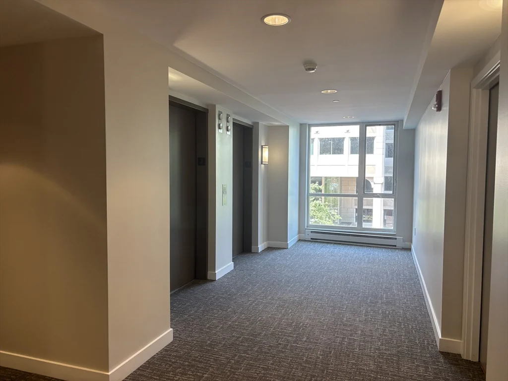 100 Station Landing, Wellington