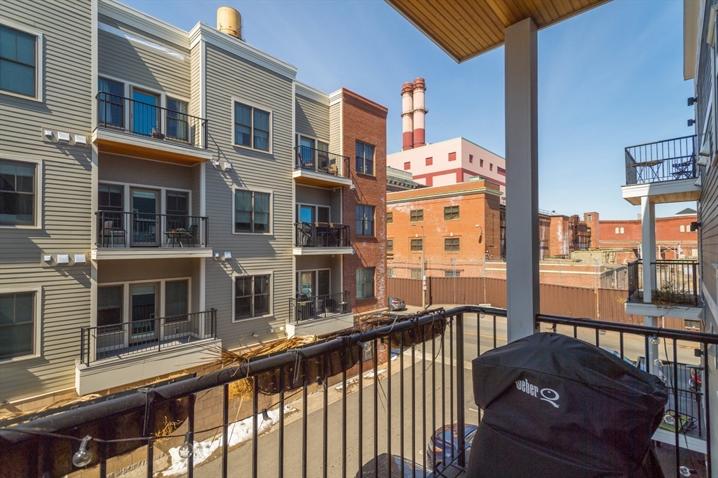 3 M St, South Boston